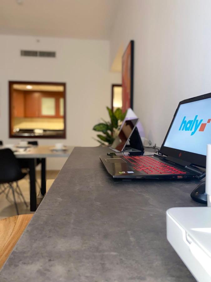 Grays Hostel By Haly Dubai Dış mekan fotoğraf